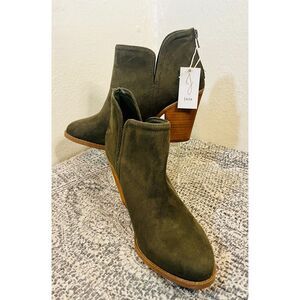 NWT Joie “Kayden” Olive Suede Ankle Booties - Size 9